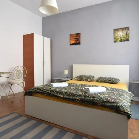 Studio Piata Rosetti Bucharest Exterior photo